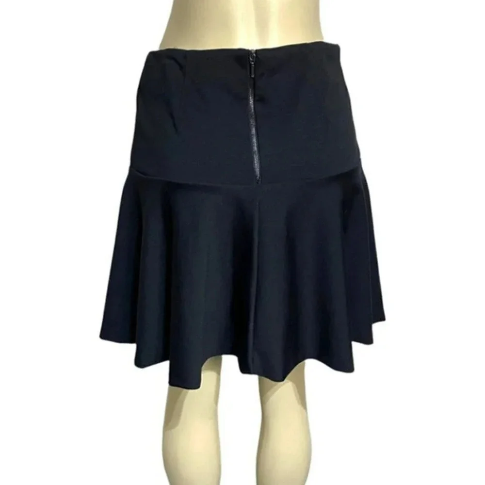 ELLE 8 black skater skirt with back zipper‎